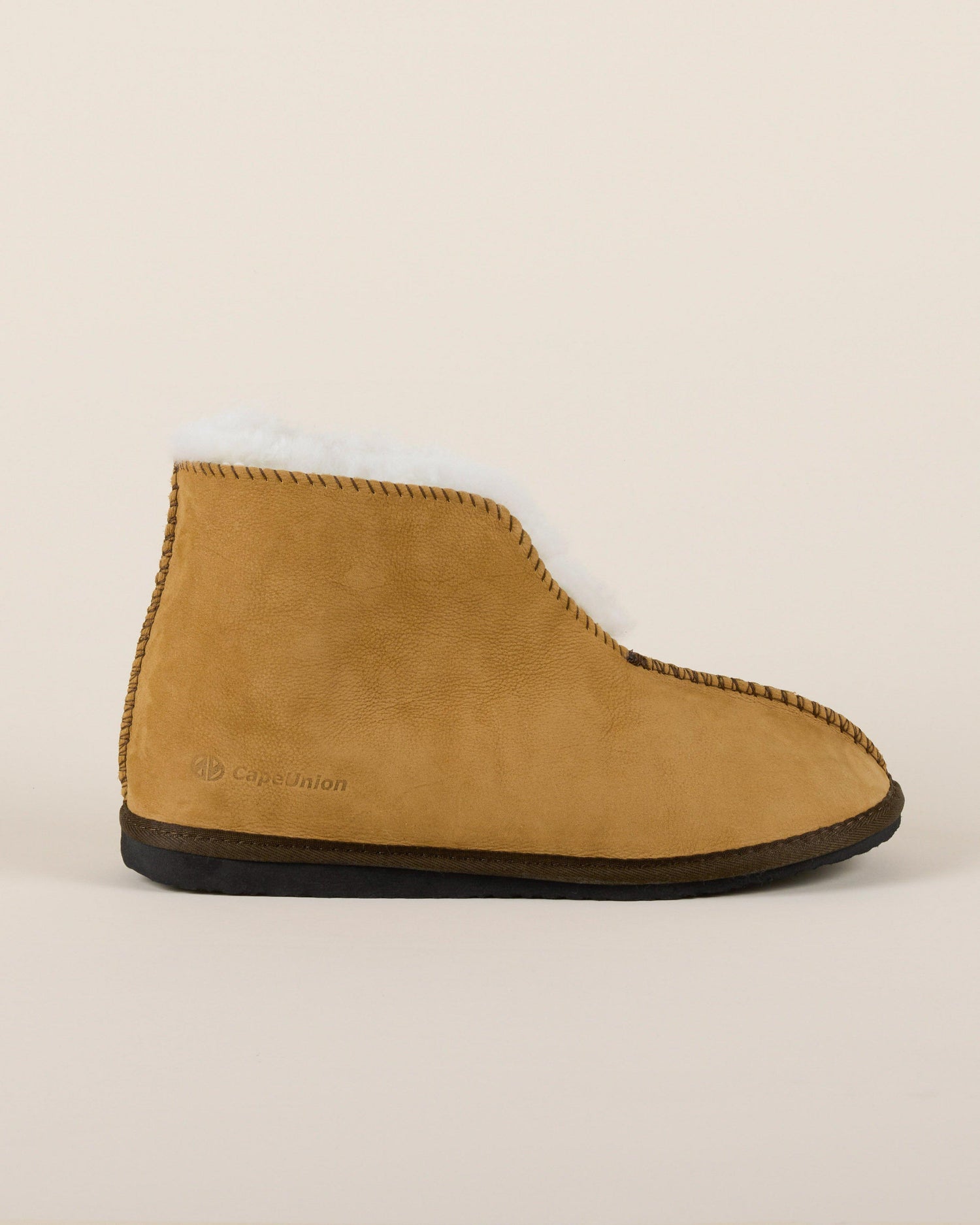 Cape Union Cuddles Sheepskin Men's Slippers Warm Indoor Footwear