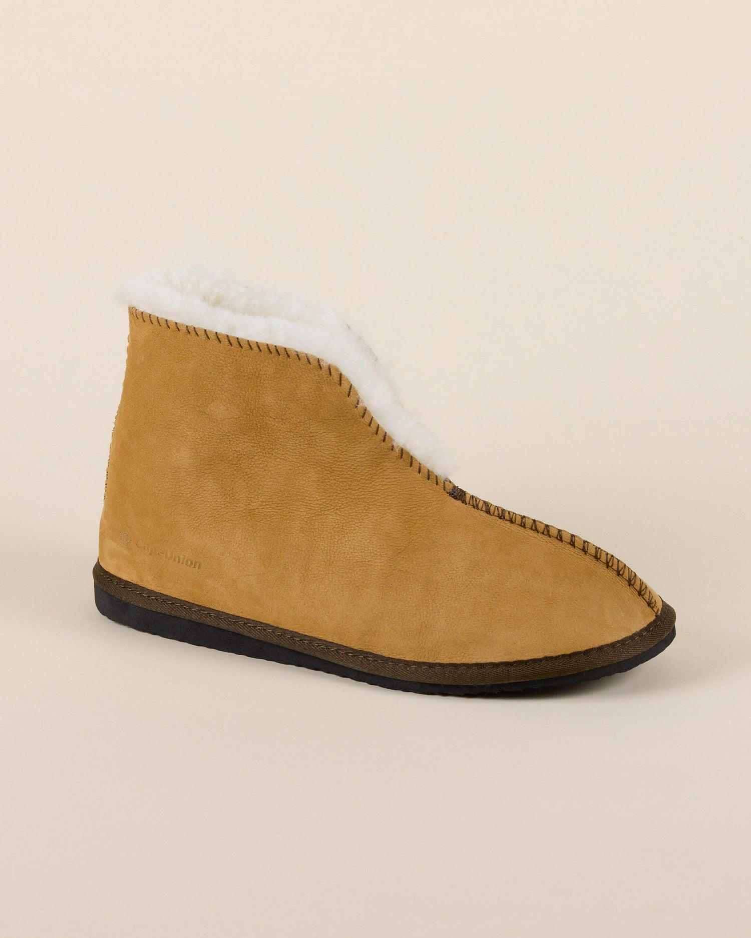 Cape Union Men's Cuddles Premium Sheepskin Slippers