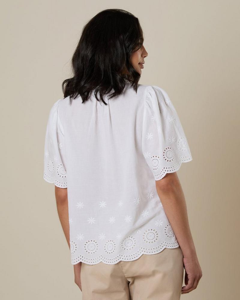 Rare Earth Women’s Mirabel Broderie Anglaise Blouse White