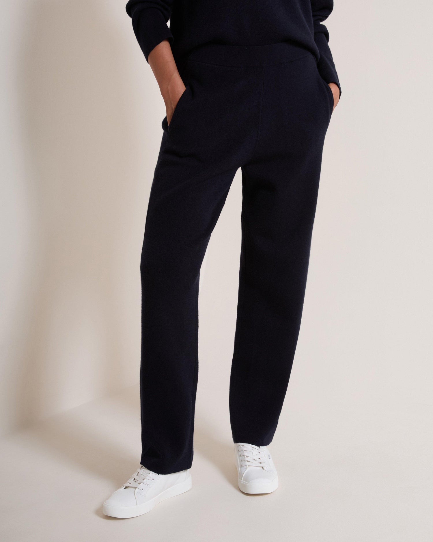 Rare Earth Women's Olive Knitwear Tapered Pants Navy