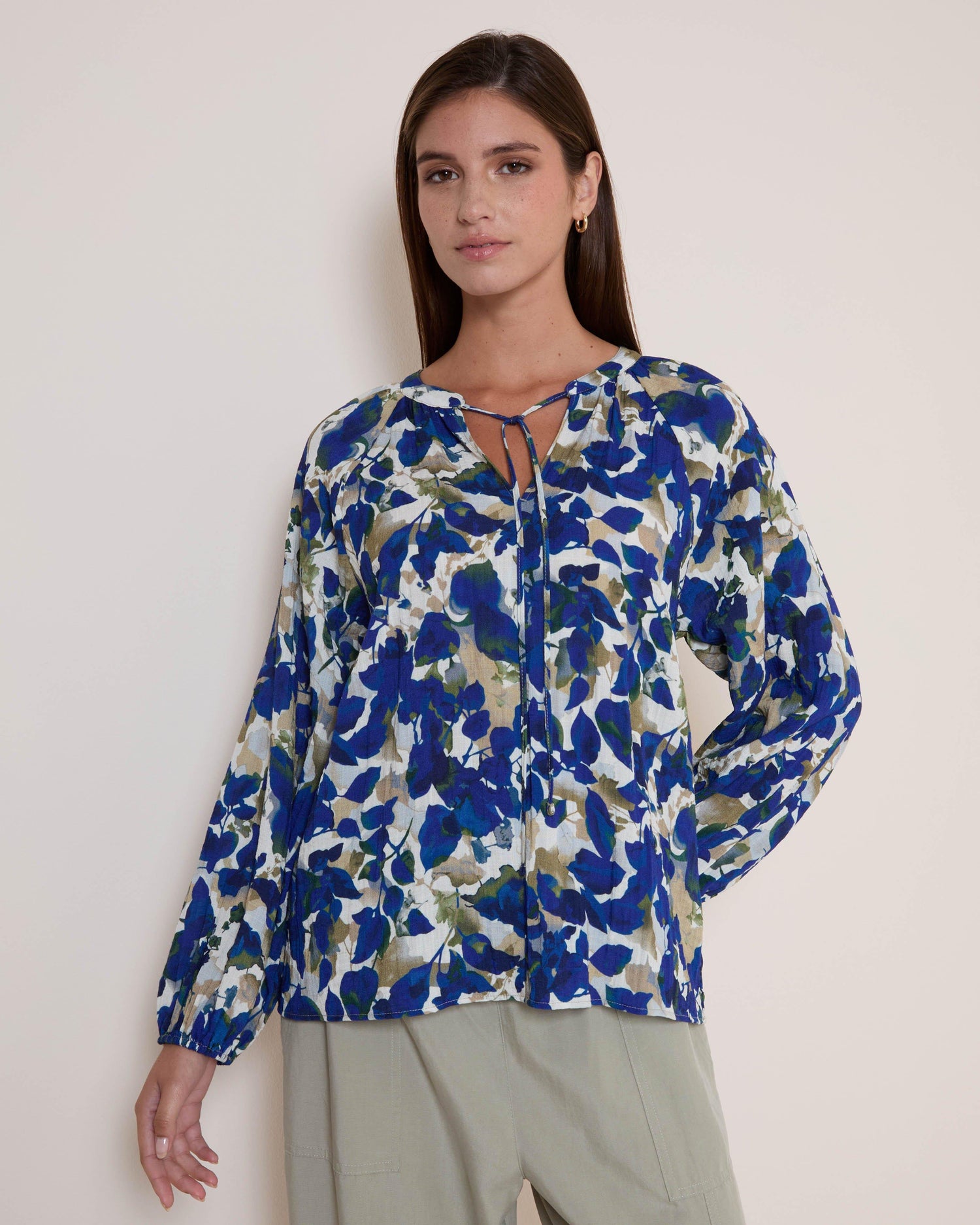 Rare Earth Women's Thistle Blouse Long Sleeve Mandarin Collar Viscose