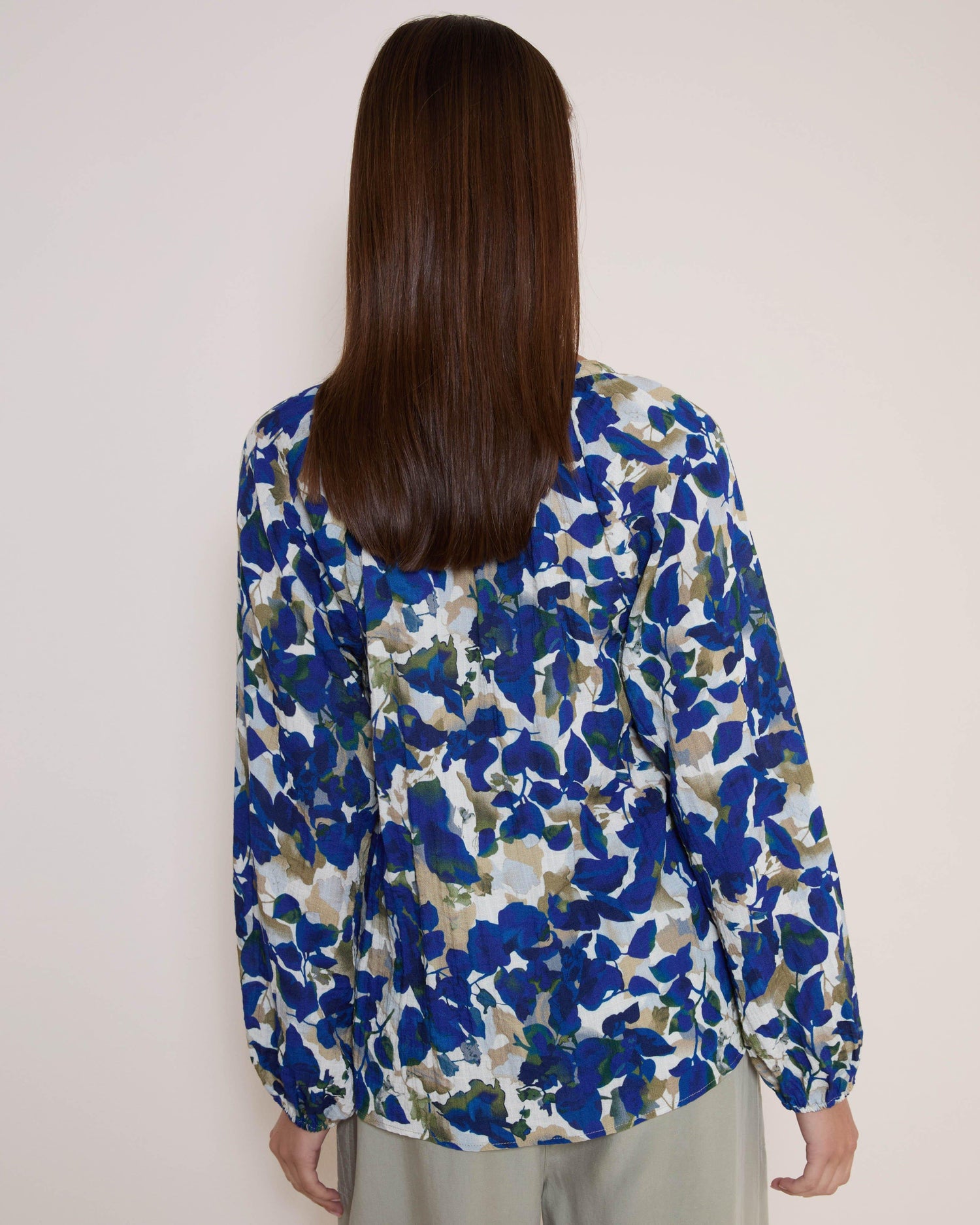 Rare Earth Women's Thistle Blouse Long Sleeve Mandarin Collar Viscose