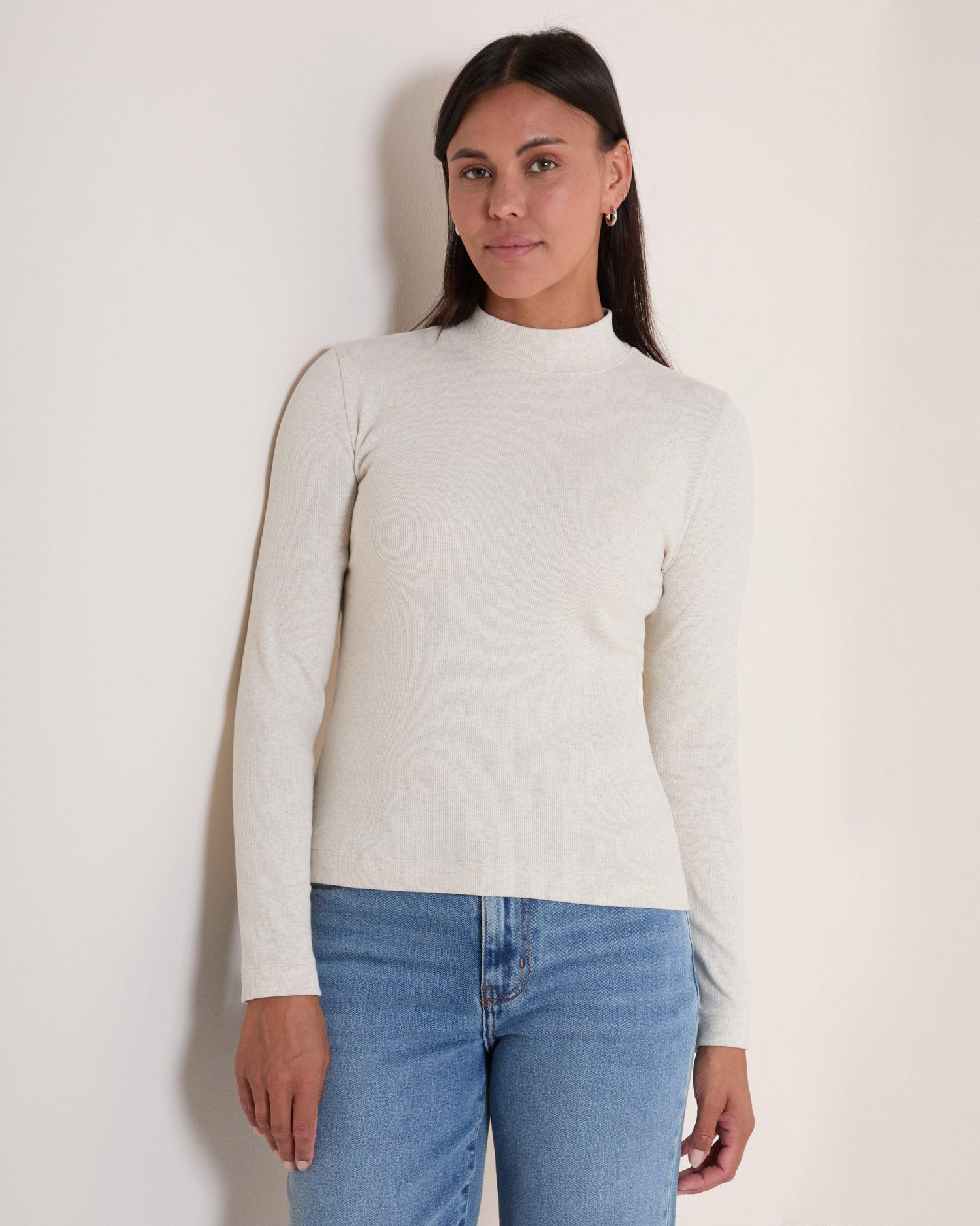 Rare Earth Women's Rose Ribbed Funnel Neck Top