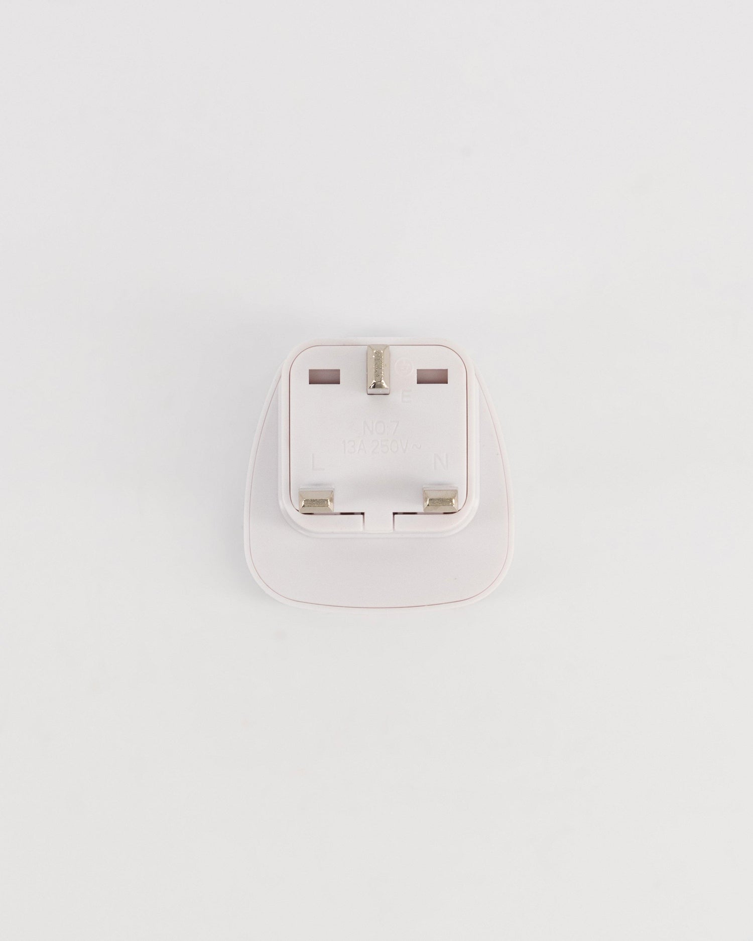 Travelon UK Adaptor Plug for South African Devices 110v-220v